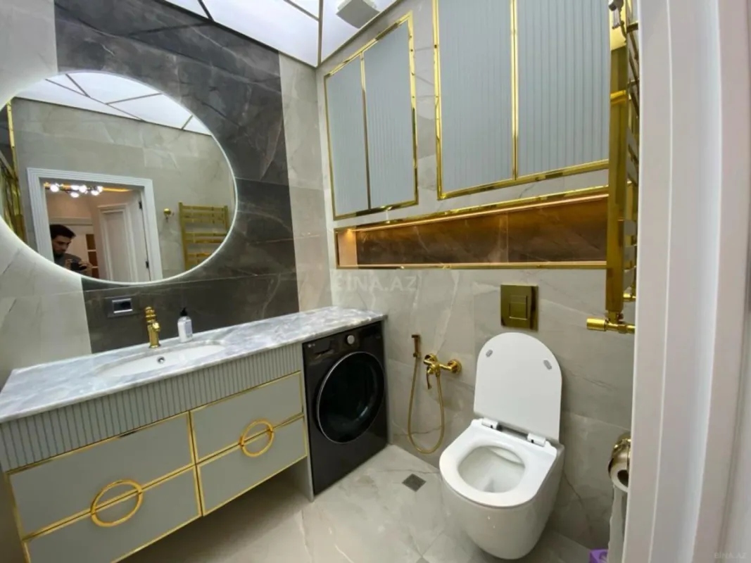 Kirayə verilir 2 otaqlı mənzil 110 m²