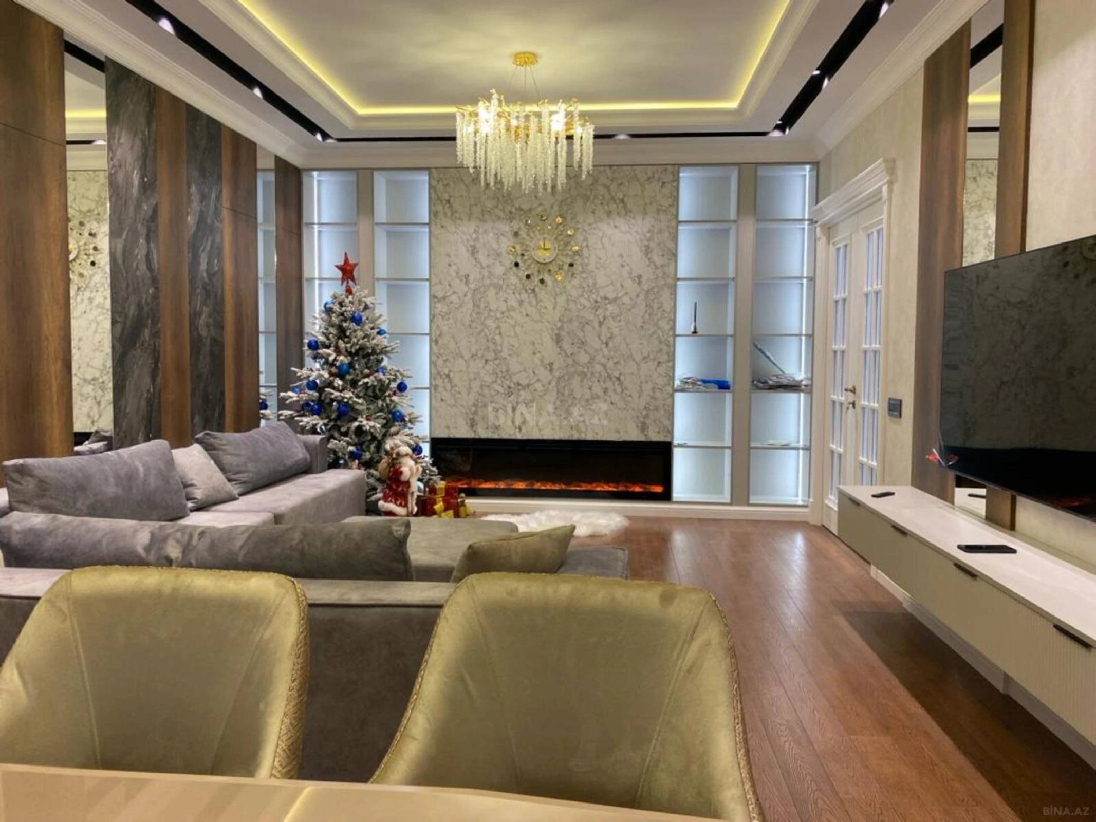 Kirayə verilir 2 otaqlı mənzil 110 m²