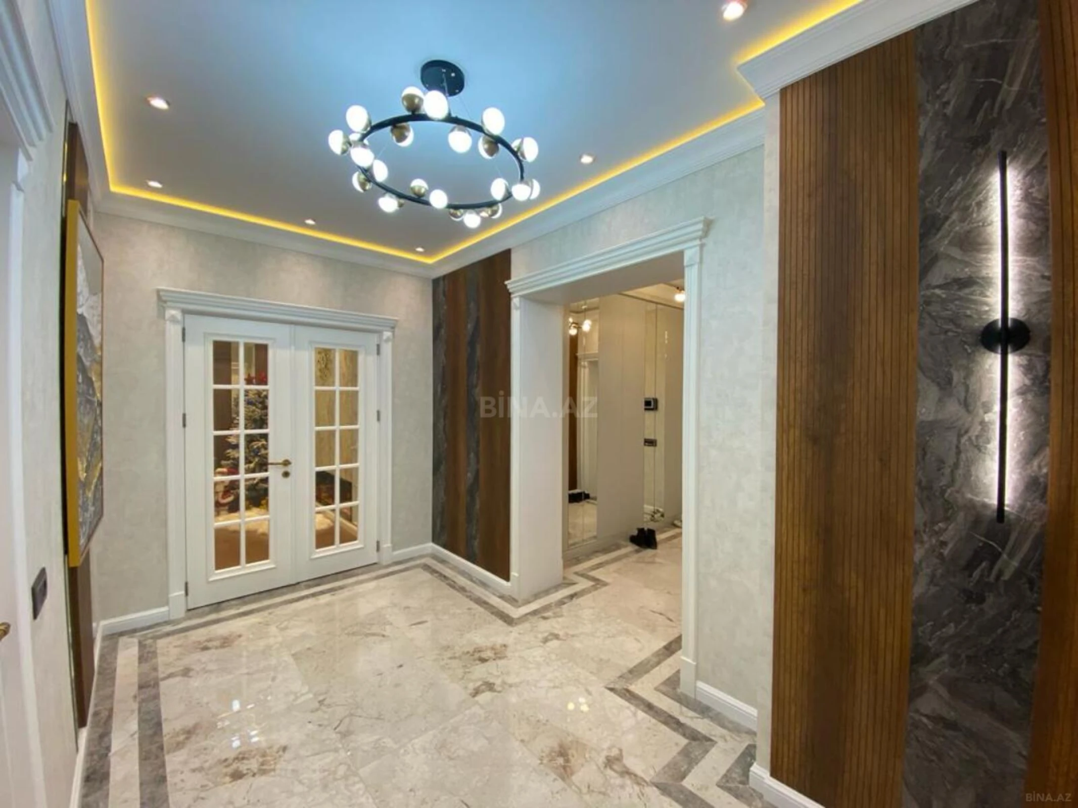 Kirayə verilir 2 otaqlı mənzil 110 m²