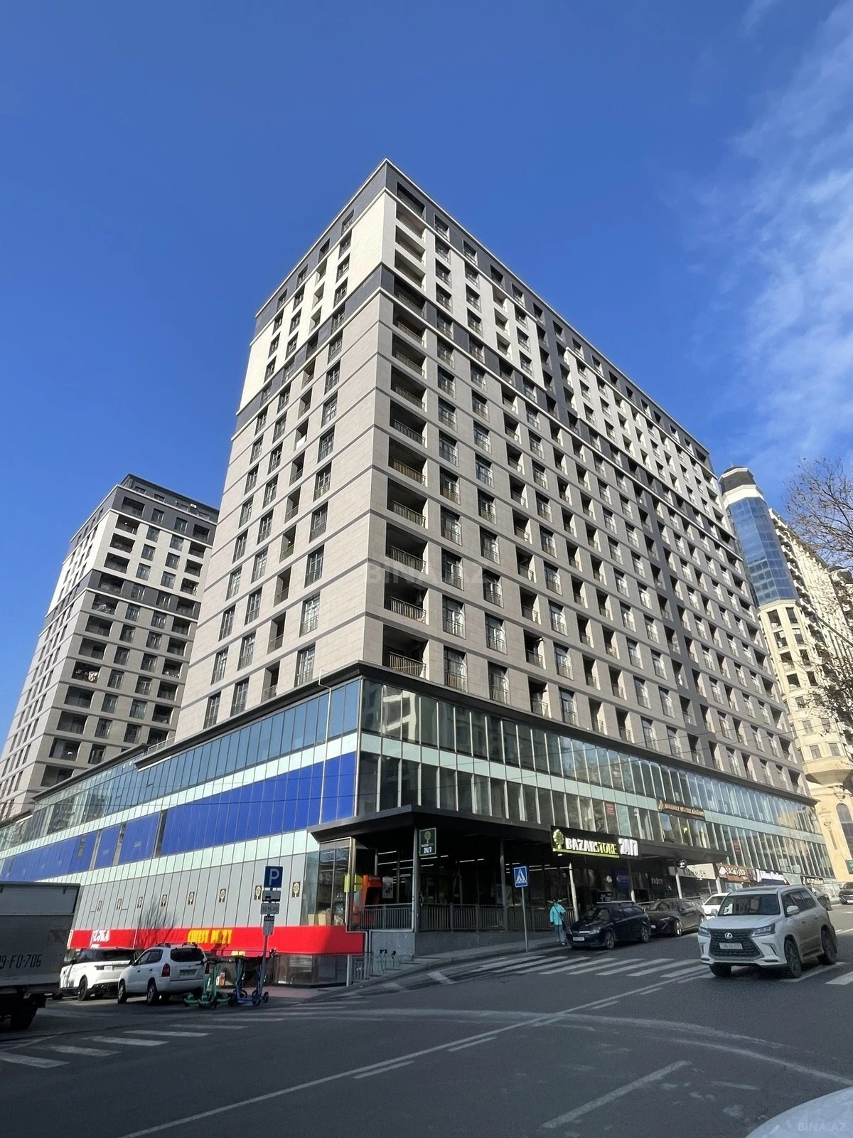 Satılır 2 otaqlı mənzil 90 m²