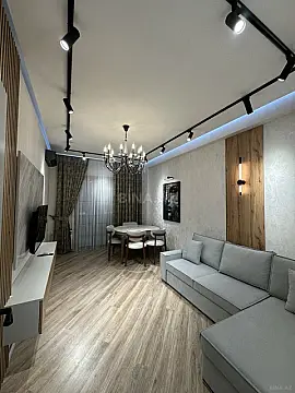 Satılır 2 otaqlı mənzil 55 m²