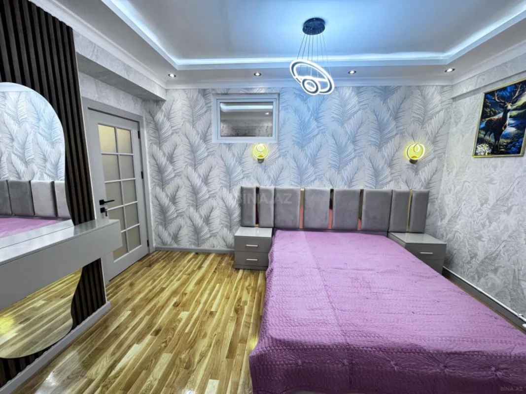Satılır 2 otaqlı mənzil 76 m²