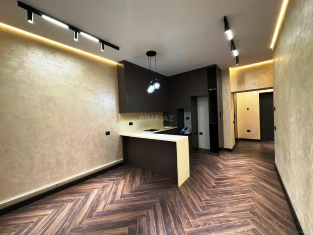 Satılır 2 otaqlı mənzil 68 m²
