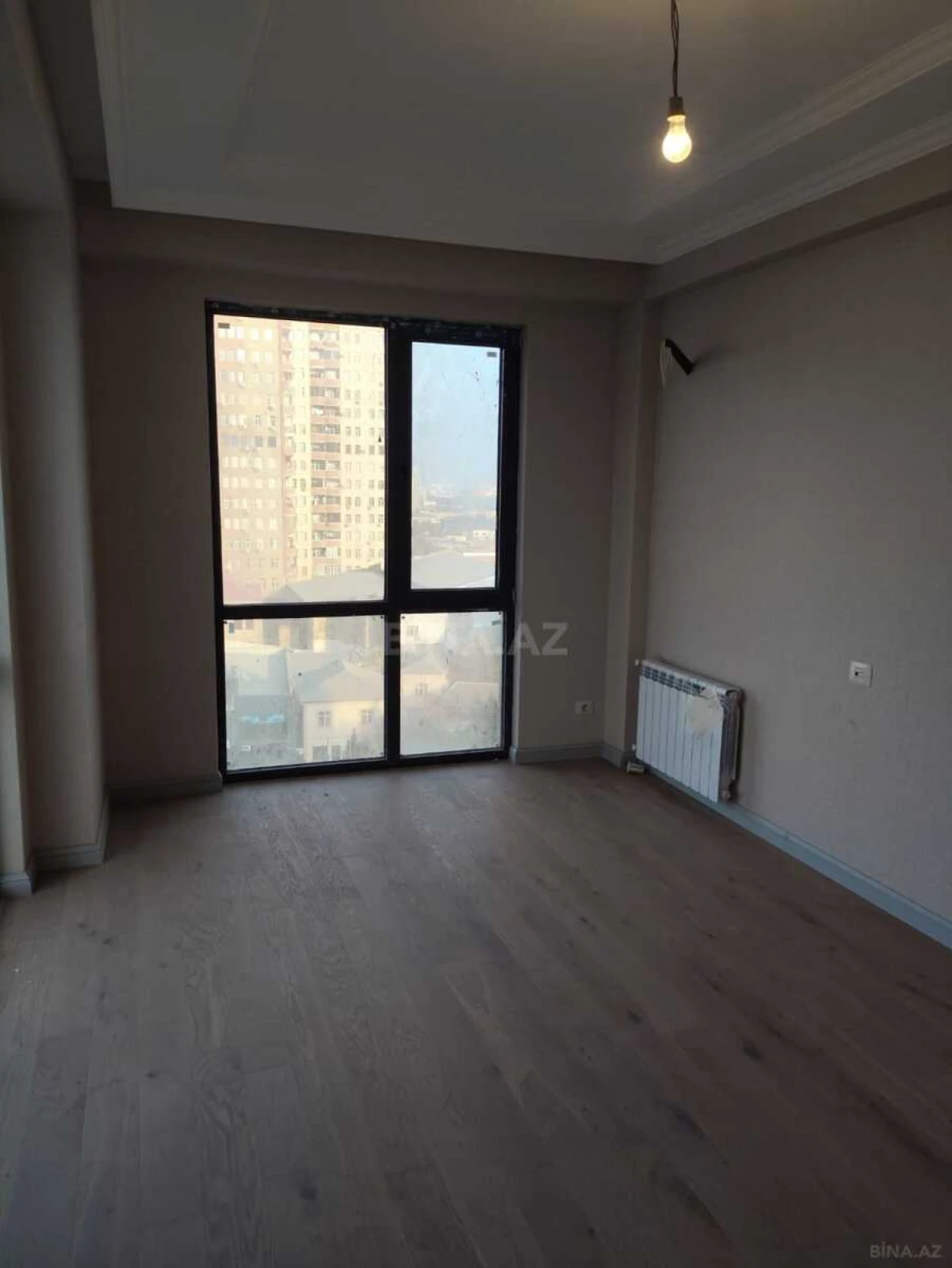 Satılır 2 otaqlı mənzil 61 m²