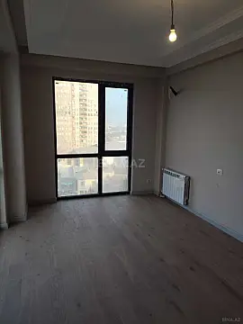 Satılır 2 otaqlı mənzil 61 m²