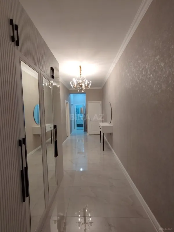 Satılır 3 otaqlı mənzil 95 m²
