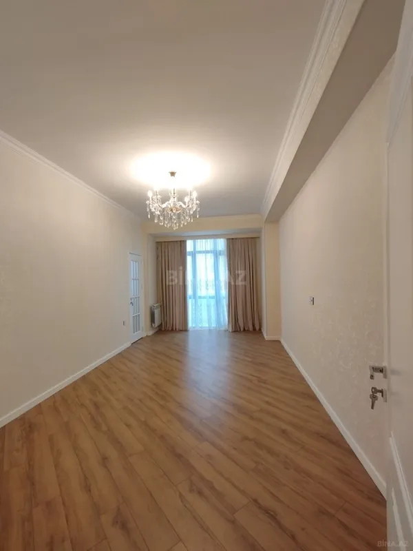 Satılır 3 otaqlı mənzil 95 m²
