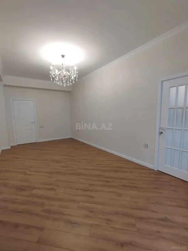 Satılır 3 otaqlı mənzil 95 m²