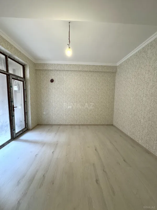 Satılır 2 otaqlı mənzil 85 m²