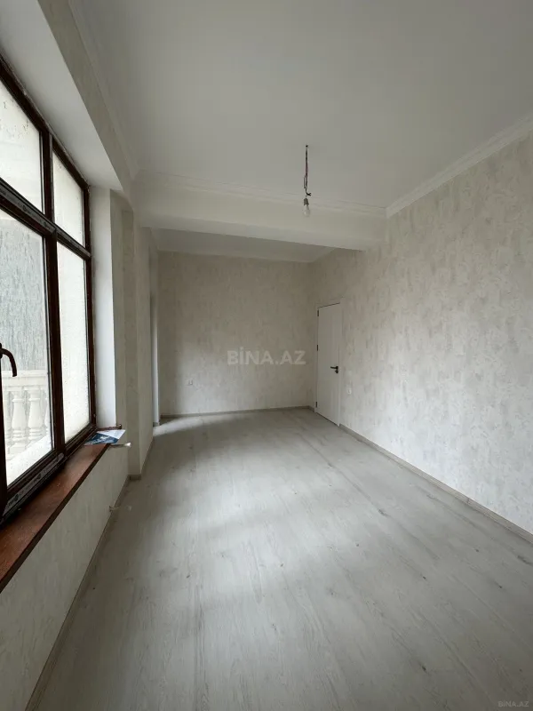 Satılır 2 otaqlı mənzil 85 m²