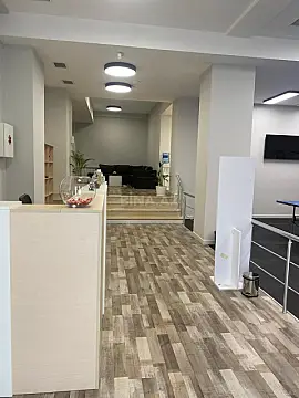 Satılır obyekt 260 m²