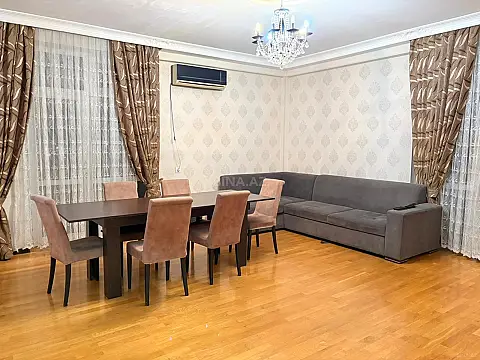 Kirayə verilir 3 otaqlı mənzil 127 m²