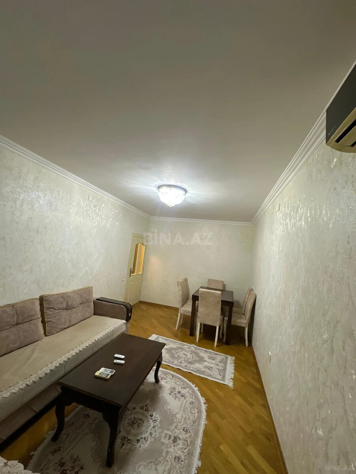 Satılır 2 otaqlı mənzil 65 m²