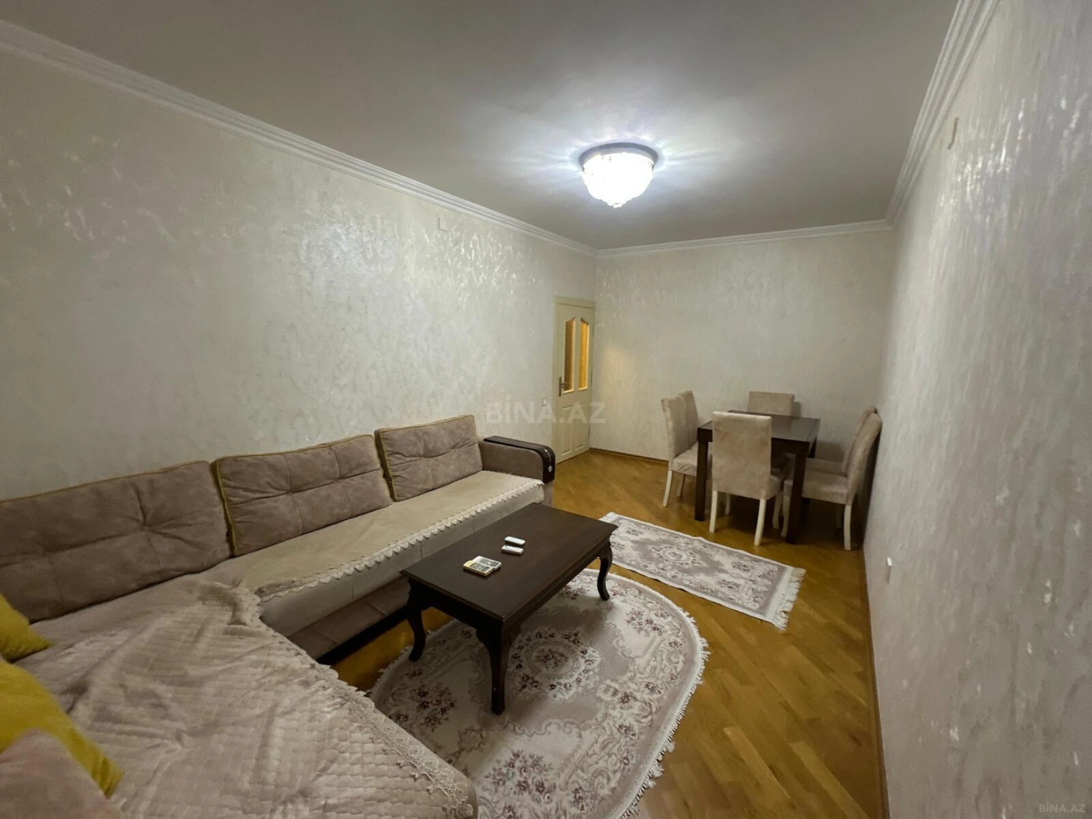 Satılır 2 otaqlı mənzil 65 m²
