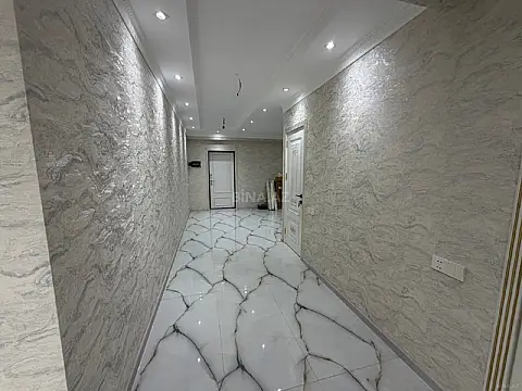 Satılır 3 otaqlı mənzil 120 m²