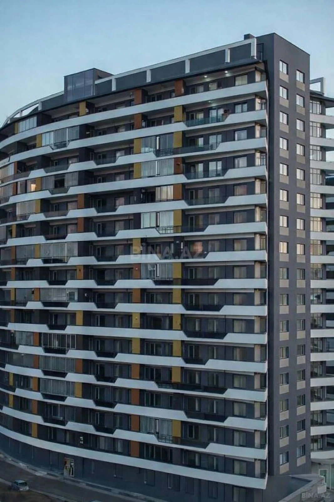 Satılır 2 otaqlı mənzil 92 m²