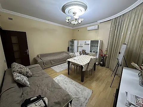 Satılır 2 otaqlı mənzil 110 m²