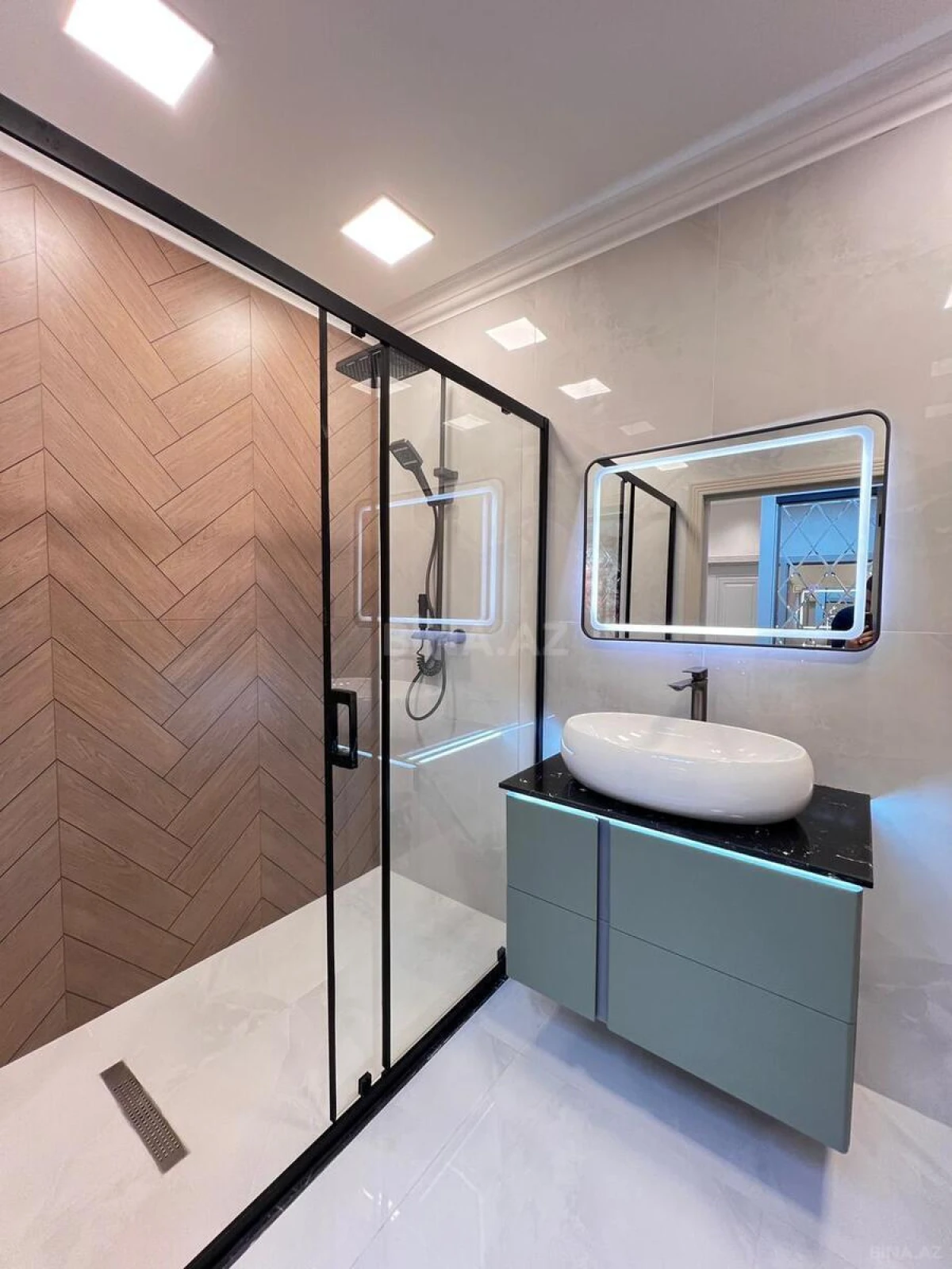 Satılır 3 otaqlı mənzil 100 m²