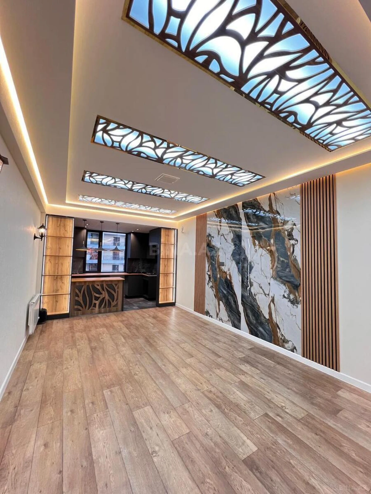 Satılır 3 otaqlı mənzil 100 m²