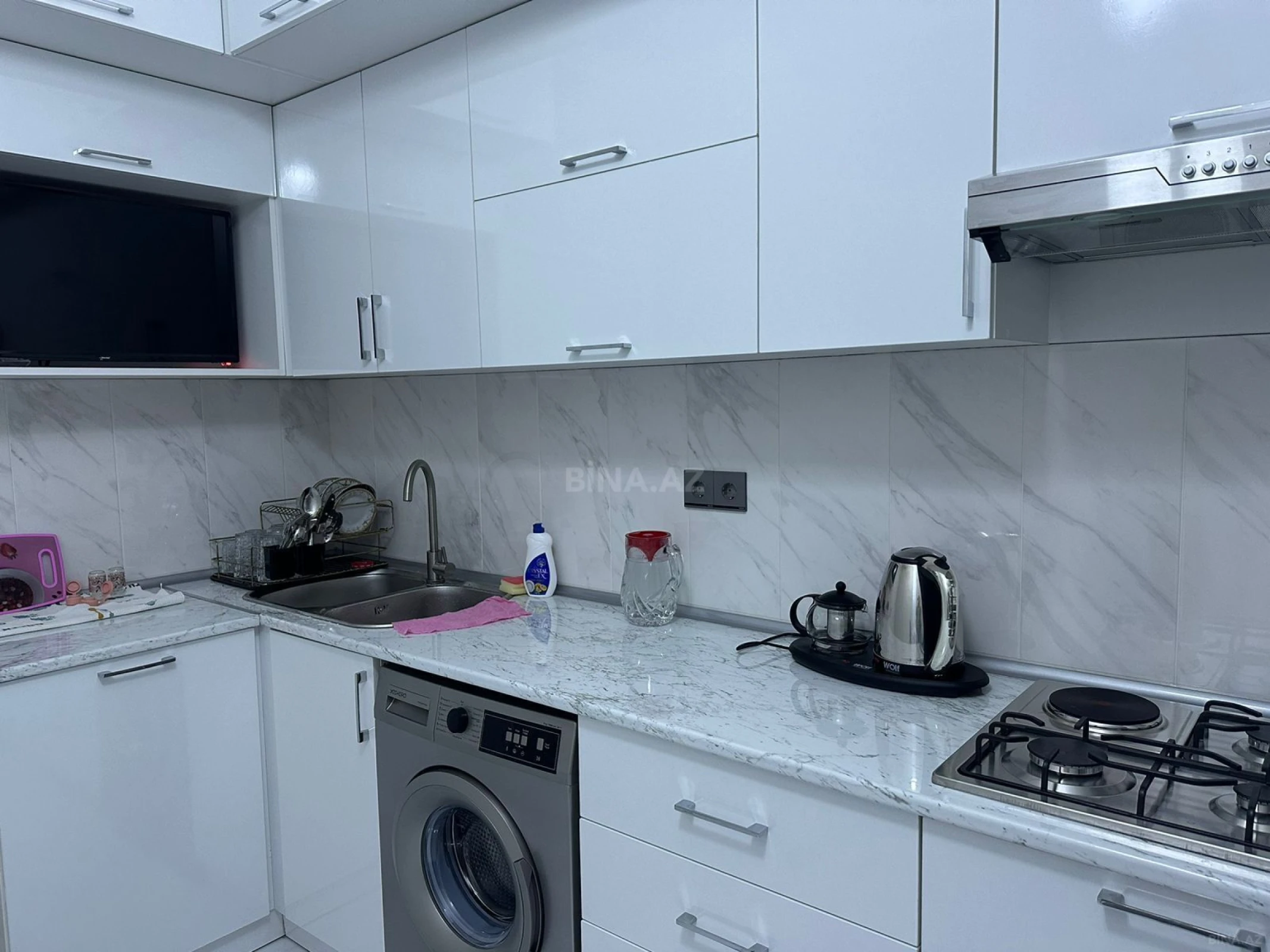 Kirayə verilir 2 otaqlı mənzil 80 m²