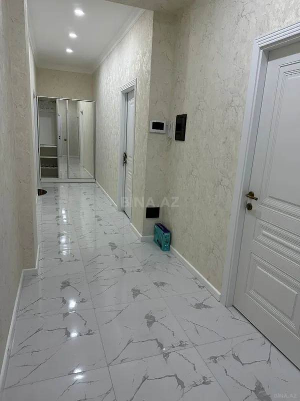 Kirayə verilir 2 otaqlı mənzil 80 m²