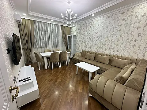 Kirayə verilir 2 otaqlı mənzil 80 m² — Bakı, Xətai 2 otaq 80.00 m²