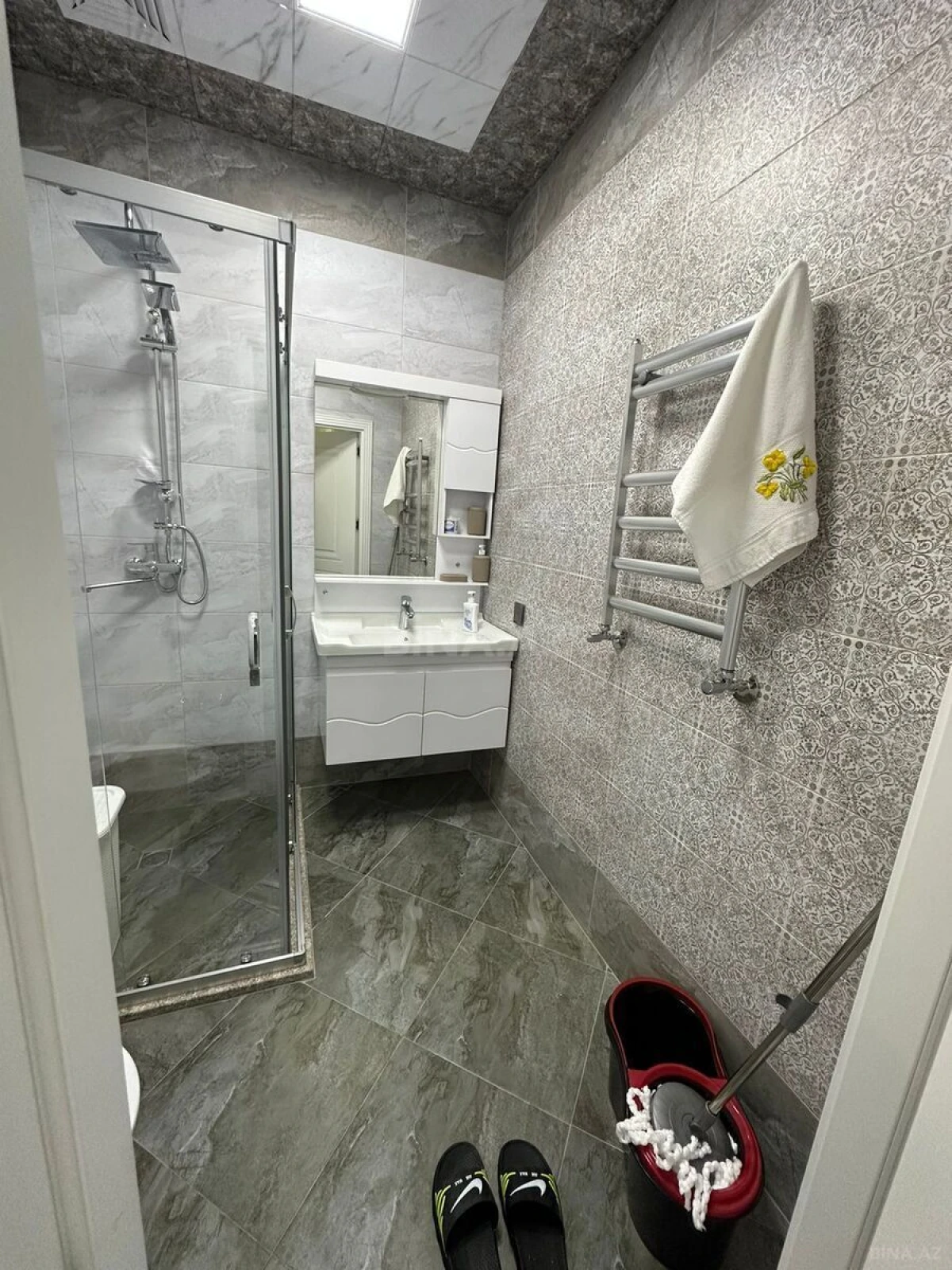 Kirayə verilir 2 otaqlı mənzil 80 m²