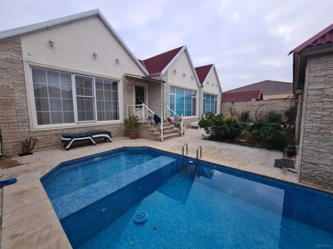 Satılır 4 otaqlı həyət evi 150 m²