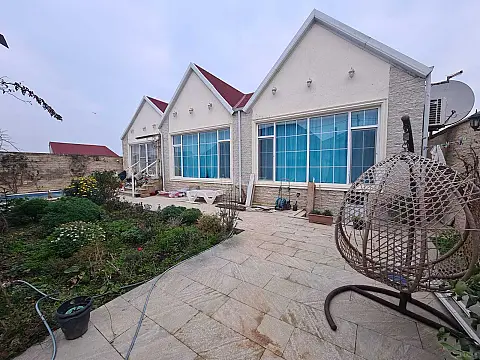 Satılır 4 otaqlı həyət evi 150 m²