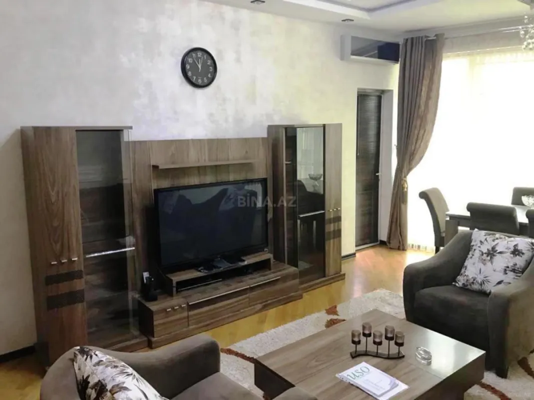 Satılır 2 otaqlı mənzil 92 m²