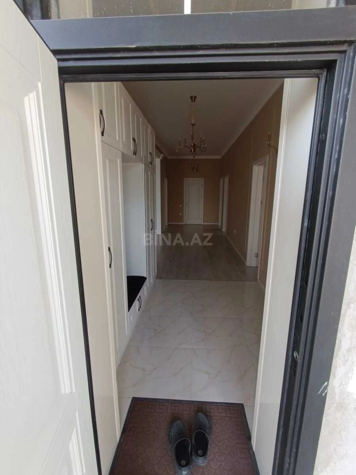 Satılır 4 otaqlı həyət evi 160 m²