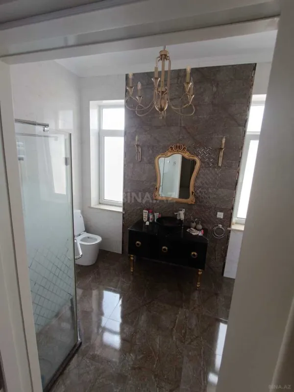 Satılır 4 otaqlı həyət evi 160 m²