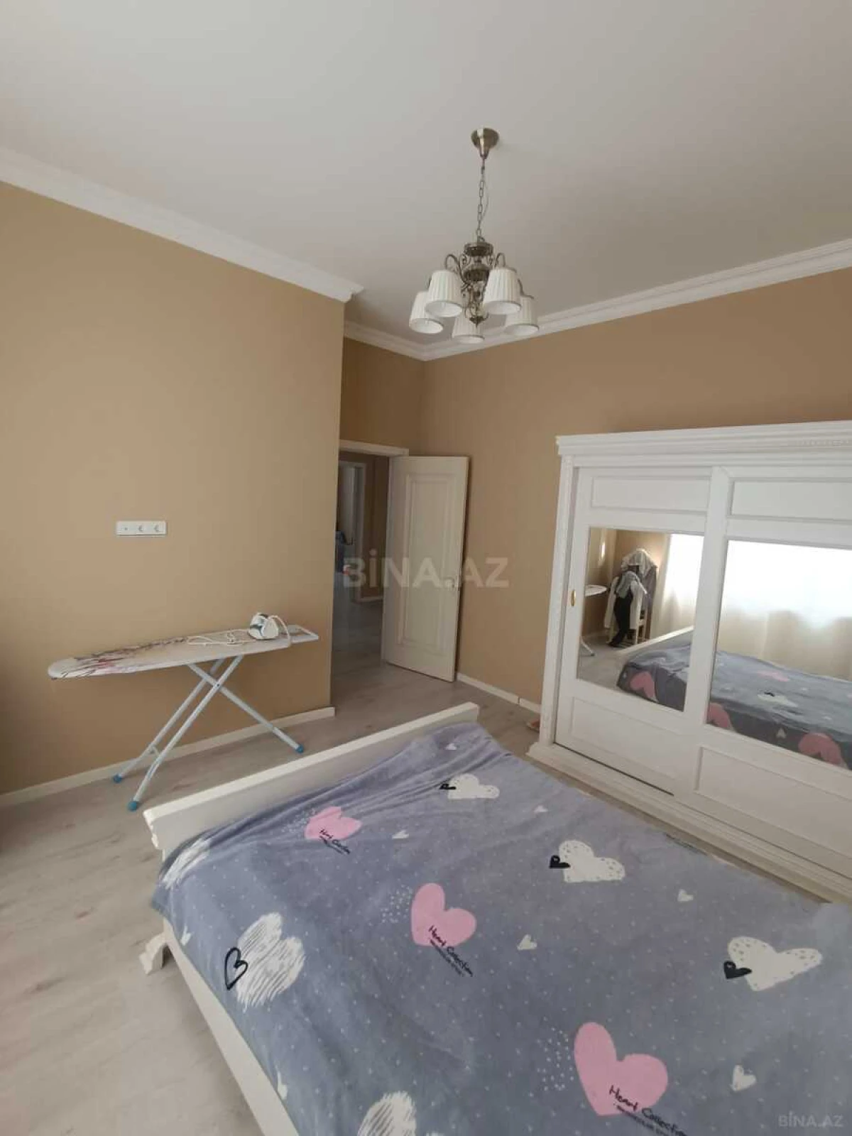 Satılır 4 otaqlı həyət evi 160 m²