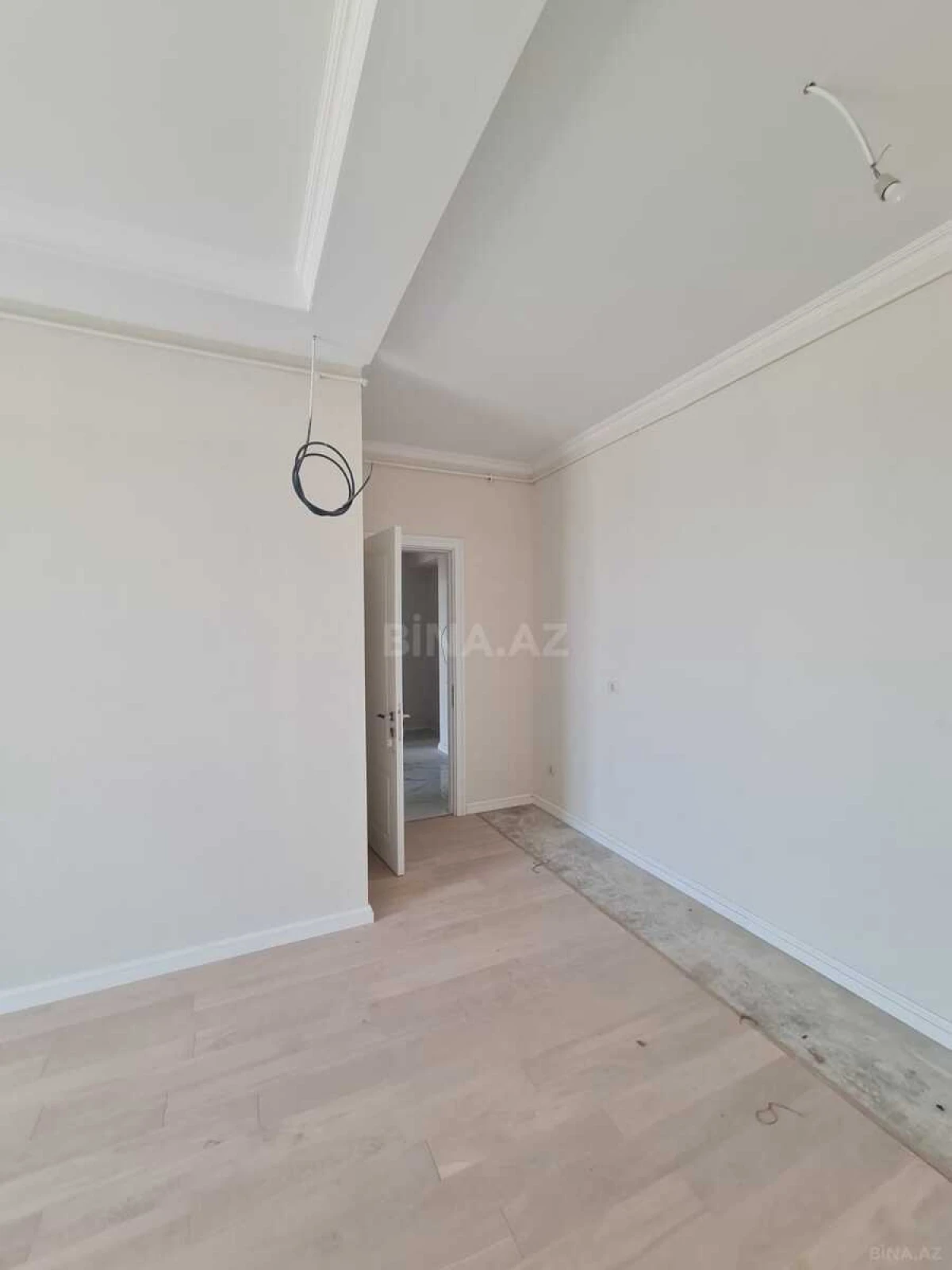 Satılır 3 otaqlı mənzil 75 m²