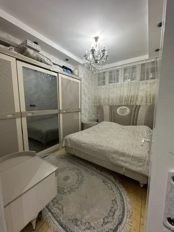 Satılır 2 otaqlı mənzil 56 m²