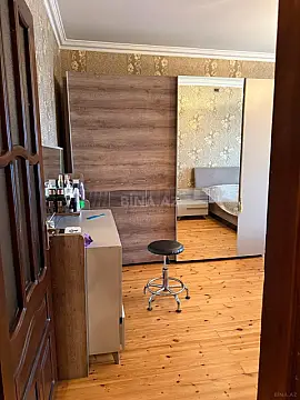 Satılır 4 otaqlı mənzil 110 m²