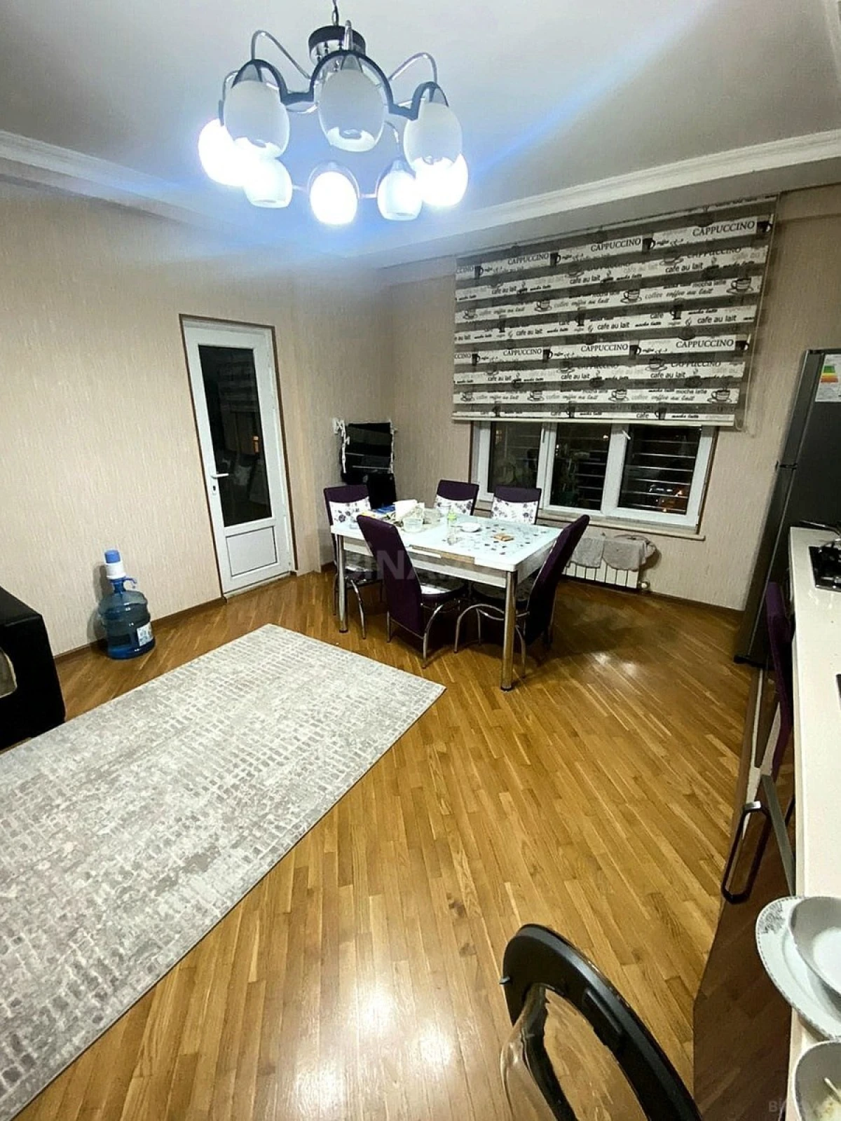 Satılır 3 otaqlı mənzil 138 m²