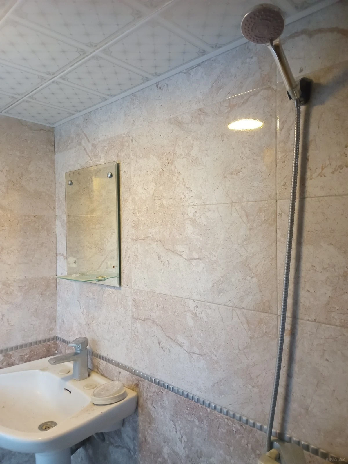 Kirayə verilir 3 otaqlı həyət evi 60 m²