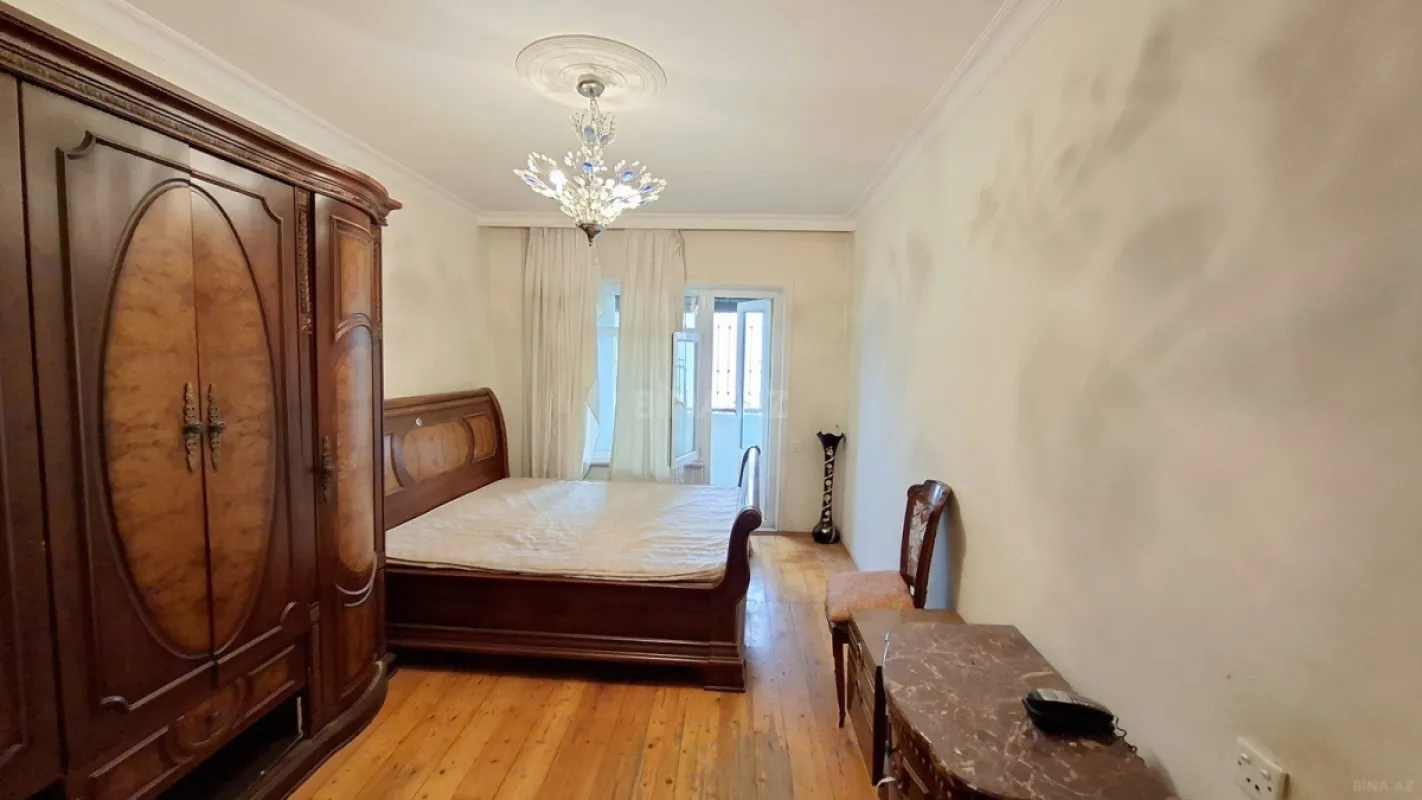 Satılır 3 otaqlı mənzil 90 m²