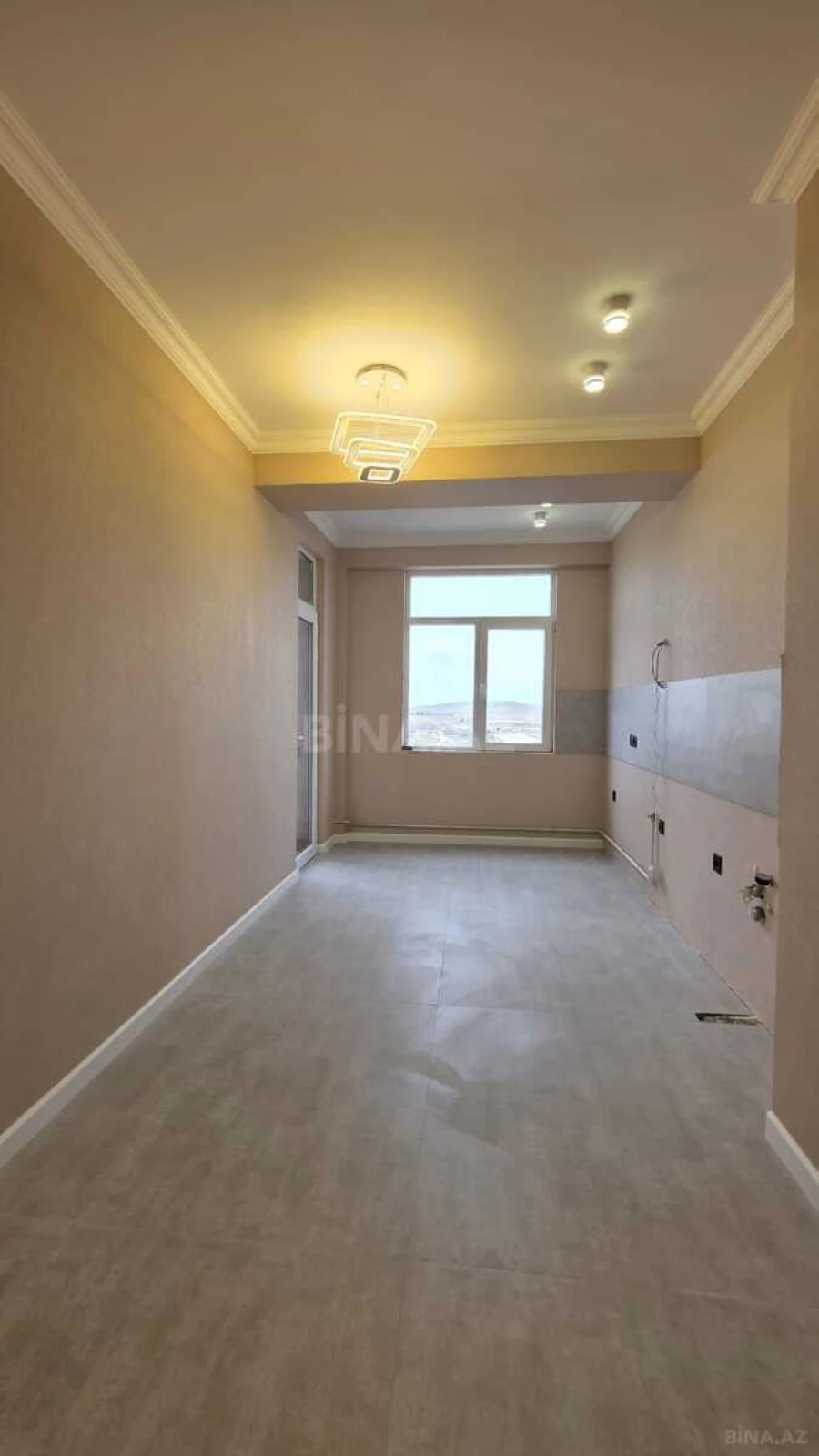 Satılır 3 otaqlı mənzil 108 m²