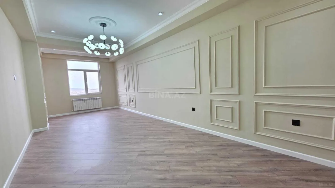 Satılır 3 otaqlı mənzil 108 m²