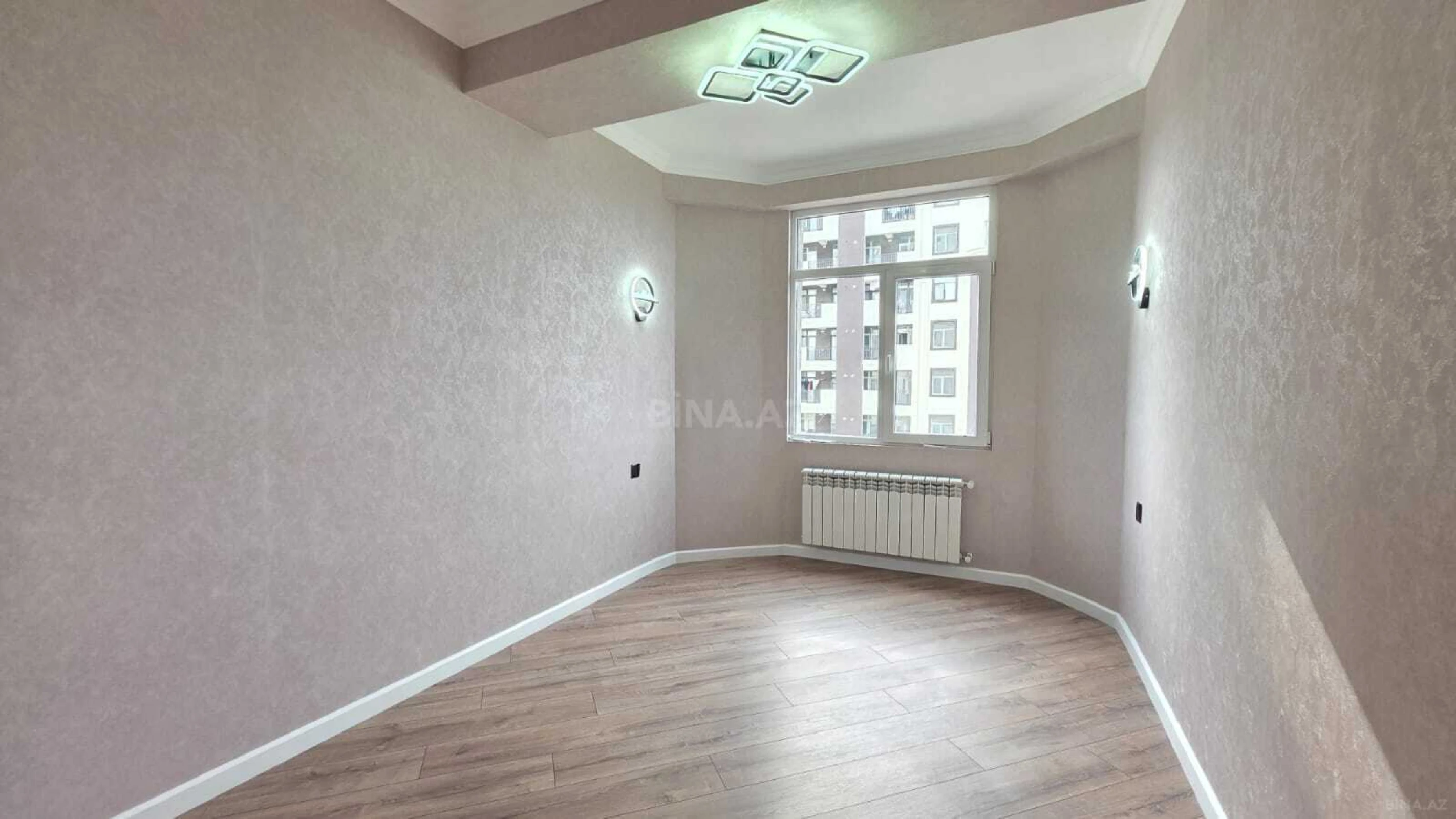 Satılır 3 otaqlı mənzil 108 m²