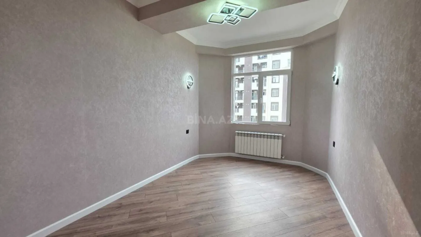 Satılır 3 otaqlı mənzil 108 m²