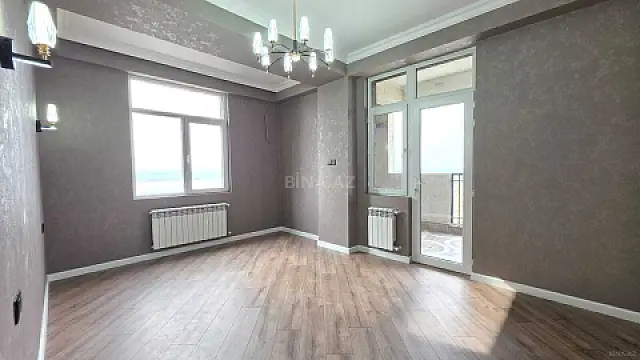 Satılır 3 otaqlı mənzil 108 m²