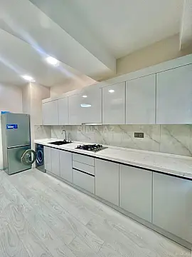 Satılır 2 otaqlı mənzil 80 m²