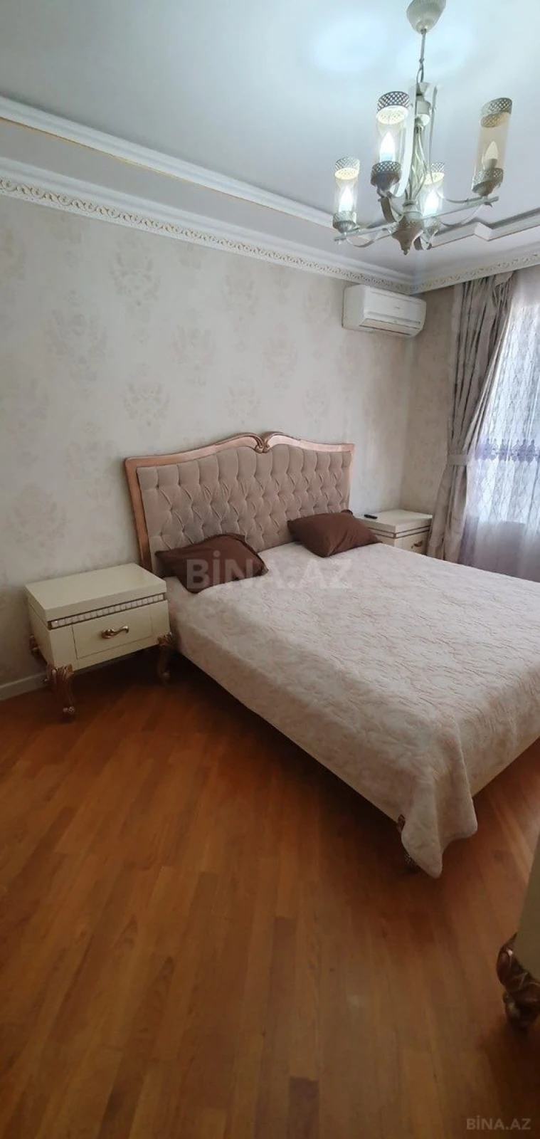 Satılır 3 otaqlı mənzil 109 m²