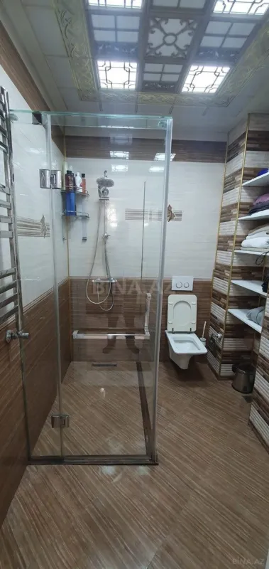 Satılır 3 otaqlı mənzil 109 m²