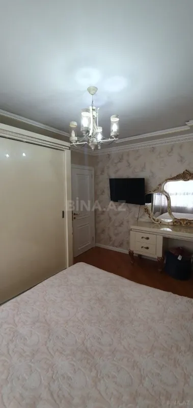 Satılır 3 otaqlı mənzil 109 m²