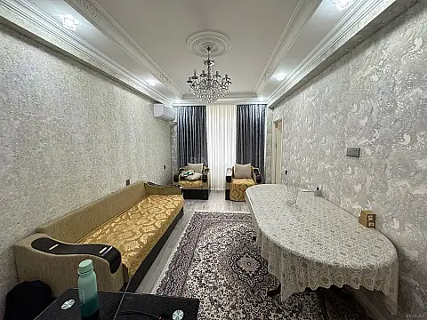 Satılır 2 otaqlı mənzil 60 m²