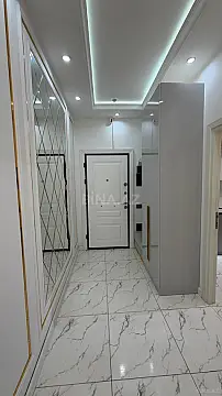 Satılır 2 otaqlı mənzil 76 m²